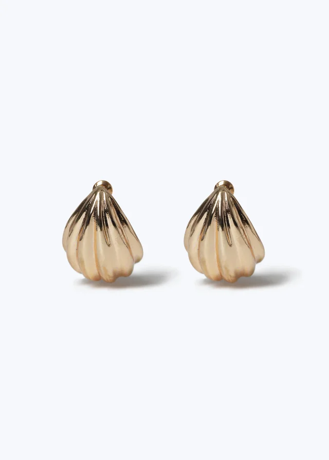 Muse Gold Chunky Gold Ridge Hoop Earrings