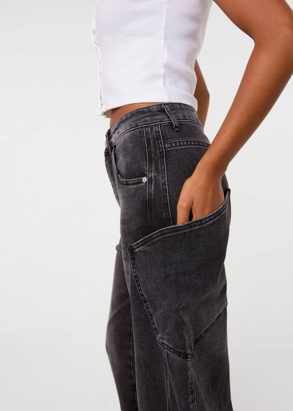 Pink Vanilla Grey Extreme Cargo Balloon Jeans - 10 Image 3