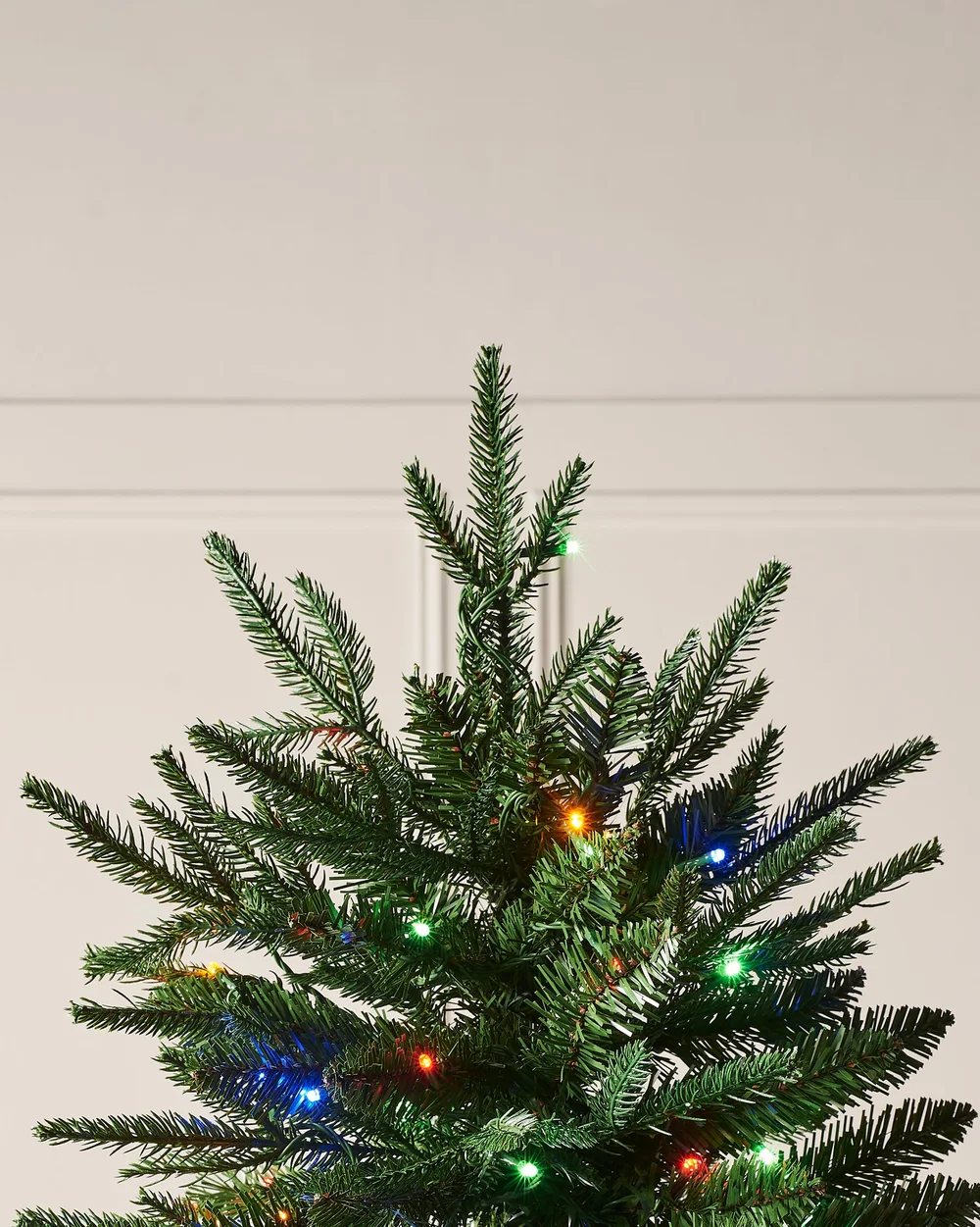 WeRChristmas Green Pre-Lit Grand Alaskan Fir Christmas Tree 7 Ft - No Size Image 5