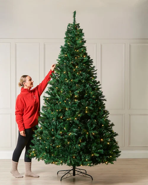 WeRChristmas Green Pre-Lit Mixed Pine Christmas Tree 9 Ft - No Size Image 1