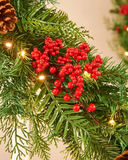 WeRChristmas Red Pre-Lit Artificial Christmas Garland With Pinecones And Red Berries 50 Warm White Leds 9 Ft - No Size Image 6