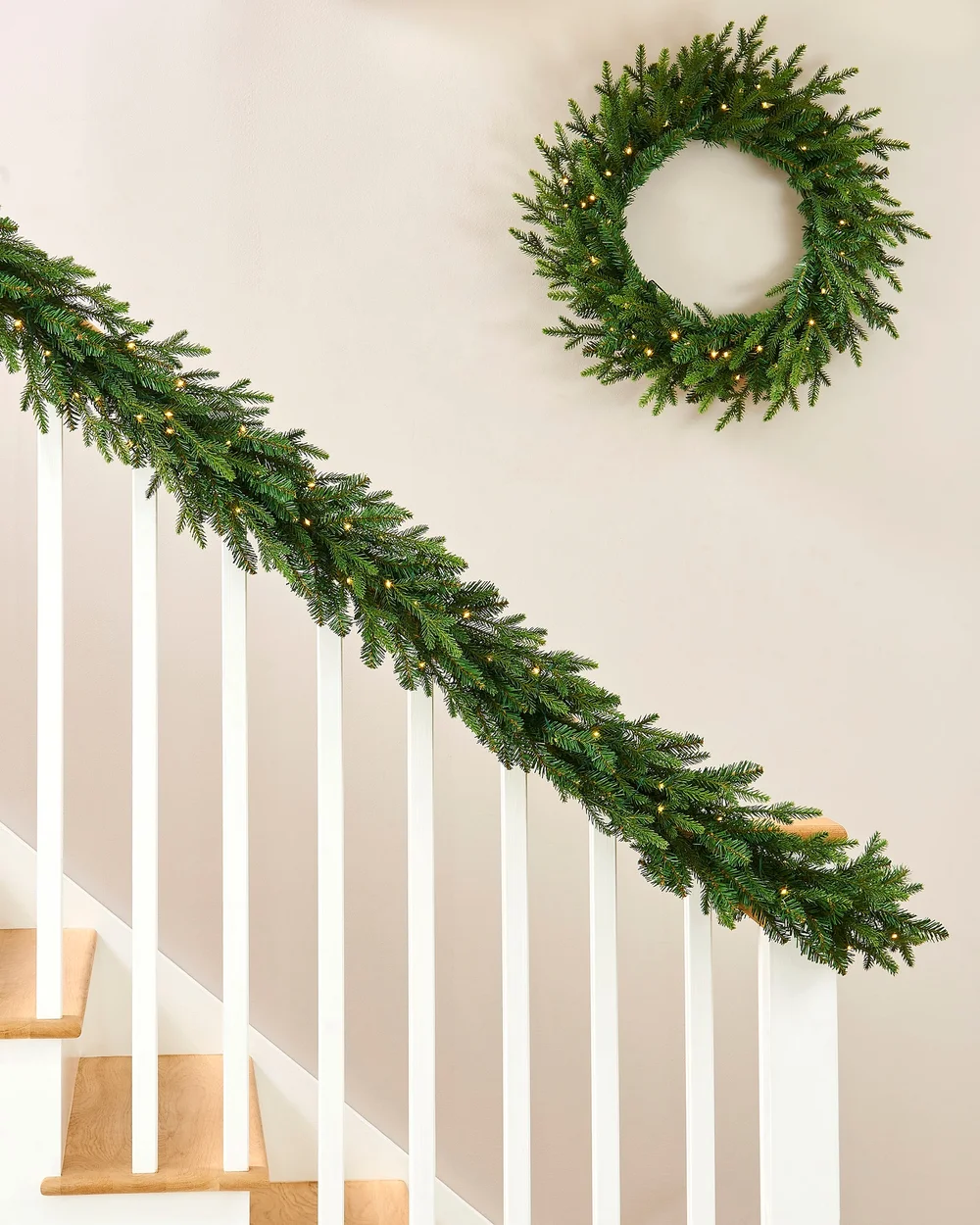 WeRChristmas Green Pre-Lit Douglas Fir Artificial Christmas Garland 80 Warm White Leds 9 Ft - No Size Image 3