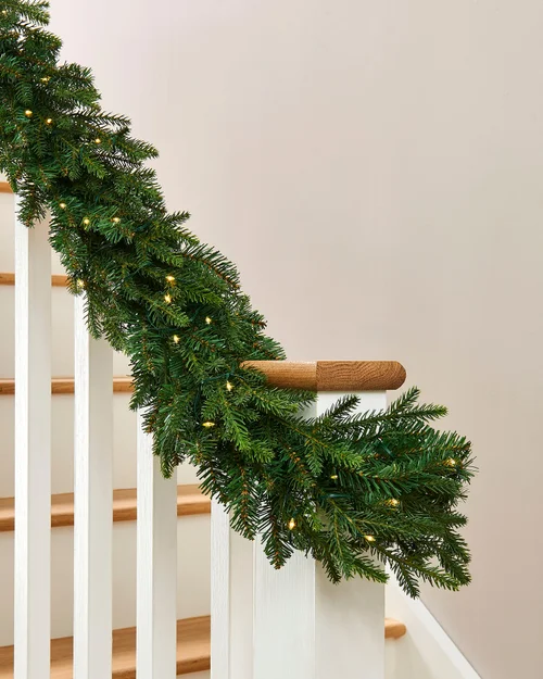 WeRChristmas Green Pre-Lit Douglas Fir Artificial Christmas Garland 80 Warm White Leds 9 Ft - No Size Image 4