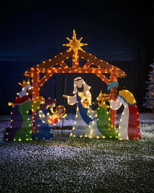 WeRChristmas White 2D Tinsel Nativity Scene Silhouette 160 X 156 Cm