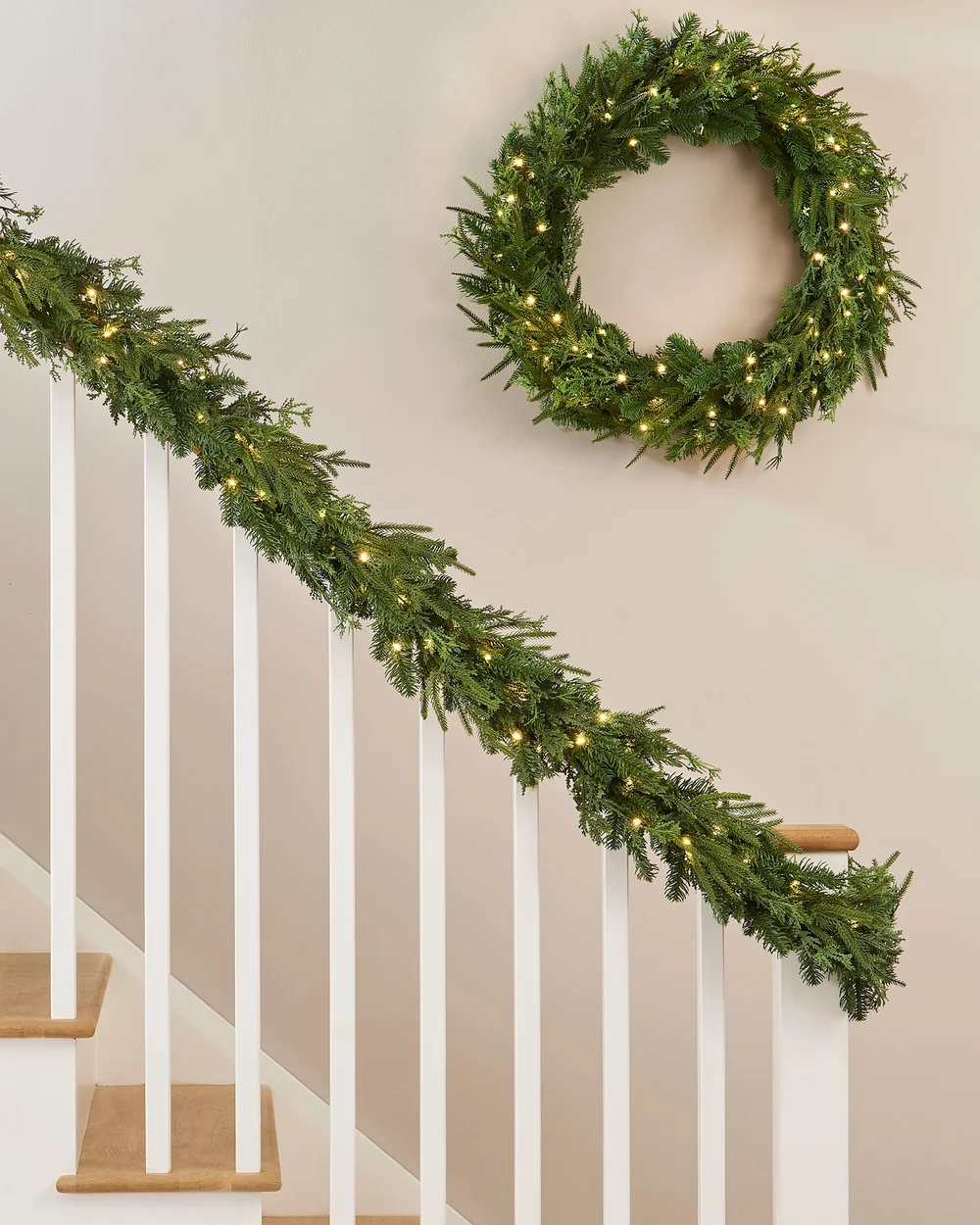 WeRChristmas White Pre-Lit Natural Fir Christmas Garland With 100 Warm White Leds And Memory Controller 12 Ft - No Size Image 4