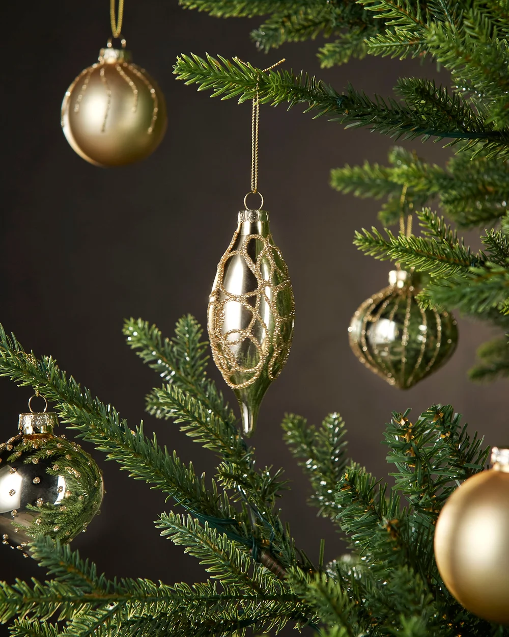 WeRChristmas Pale Gold Glass Christmas Baubles 20 Pack 6.6 Cm - No Size Image 2