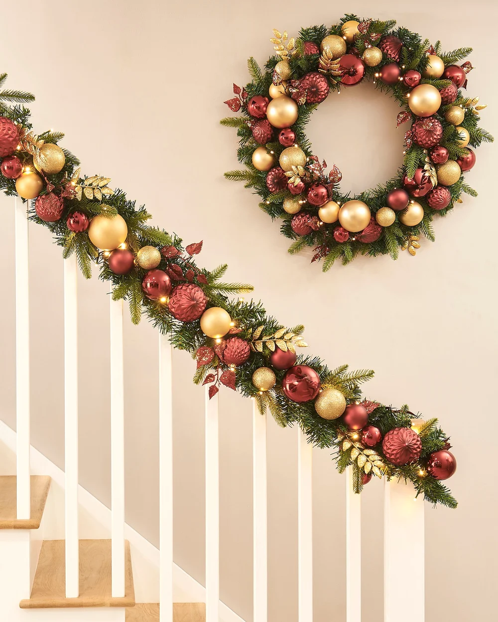 WeRChristmas Multi-Colour Pre-Lit Artificial Christmas Garland With Burgundy And Gold Baubles 100 Warm White Leds 9 Ft - No Size Image 2