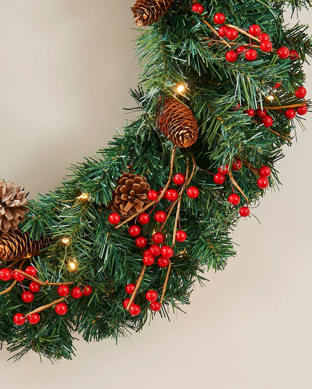 WeRChristmas Red Pre-Lit Artificial Christmas Wreath With Pinecones And Red Berries 50 Warm White Leds 76 Cm - No Size Image 4