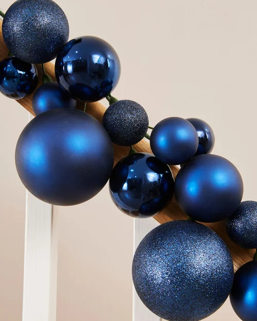 WeRChristmas Navy Bauble Christmas Tree Garland With 84 Mixed Finish Baubles 9 Ft - No Size Image 5