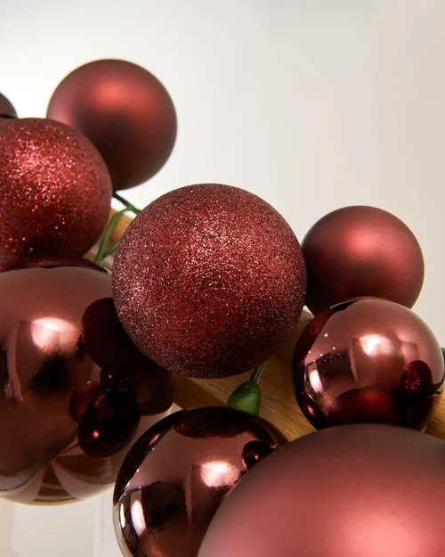 WeRChristmas Burgundy Christmas Bauble Garland 84 Shatterproof Baubles 9 Ft - No Size Image 6