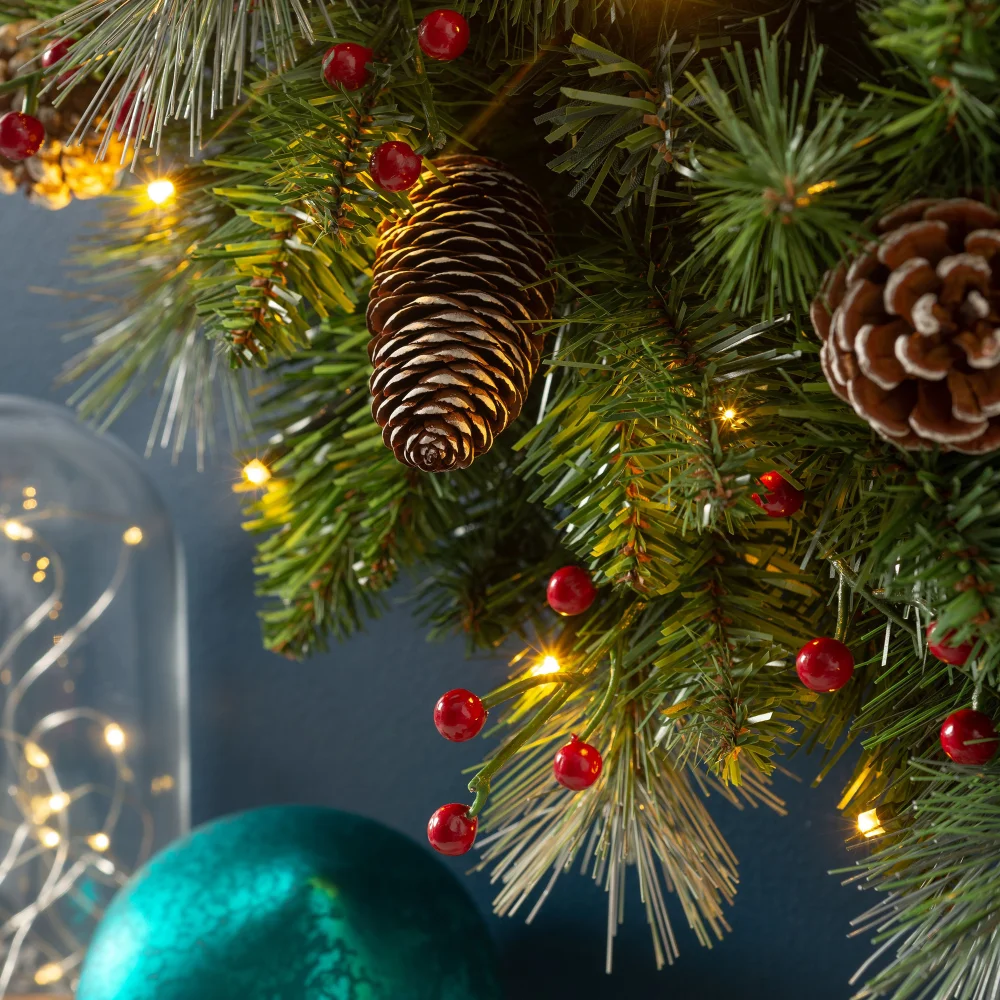 WeRChristmas Red Pre-Lit Frosted Artificial Christmas Wreath With Pinecones And Red Berries 40 Warm White Leds 60 Cm - No Size Image 3