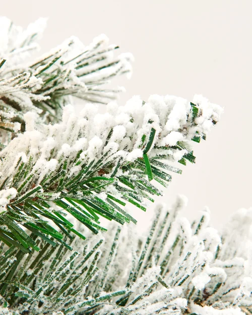 WeRChristmas Green And White Pre-Lit Snow-Flocked Spruce Artificial Christmas Garland 20 Warm White Leds 9 Ft - No Size Image 5
