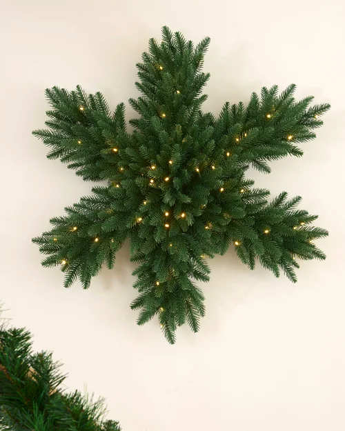 WeRChristmas Pre-Lit Snowflake Wreath 80 Cm - No Size Image 1