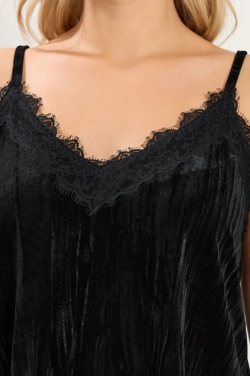 Yours Curve Black Velour Lace Vest Top - 18 Image 4
