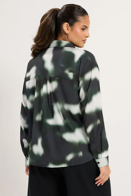Yours Curve Black Blur Print Shirt - 30-32 Image 4