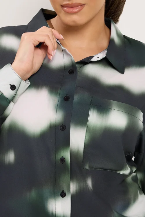 Yours Curve Black Blur Print Shirt - 30-32 Image 5