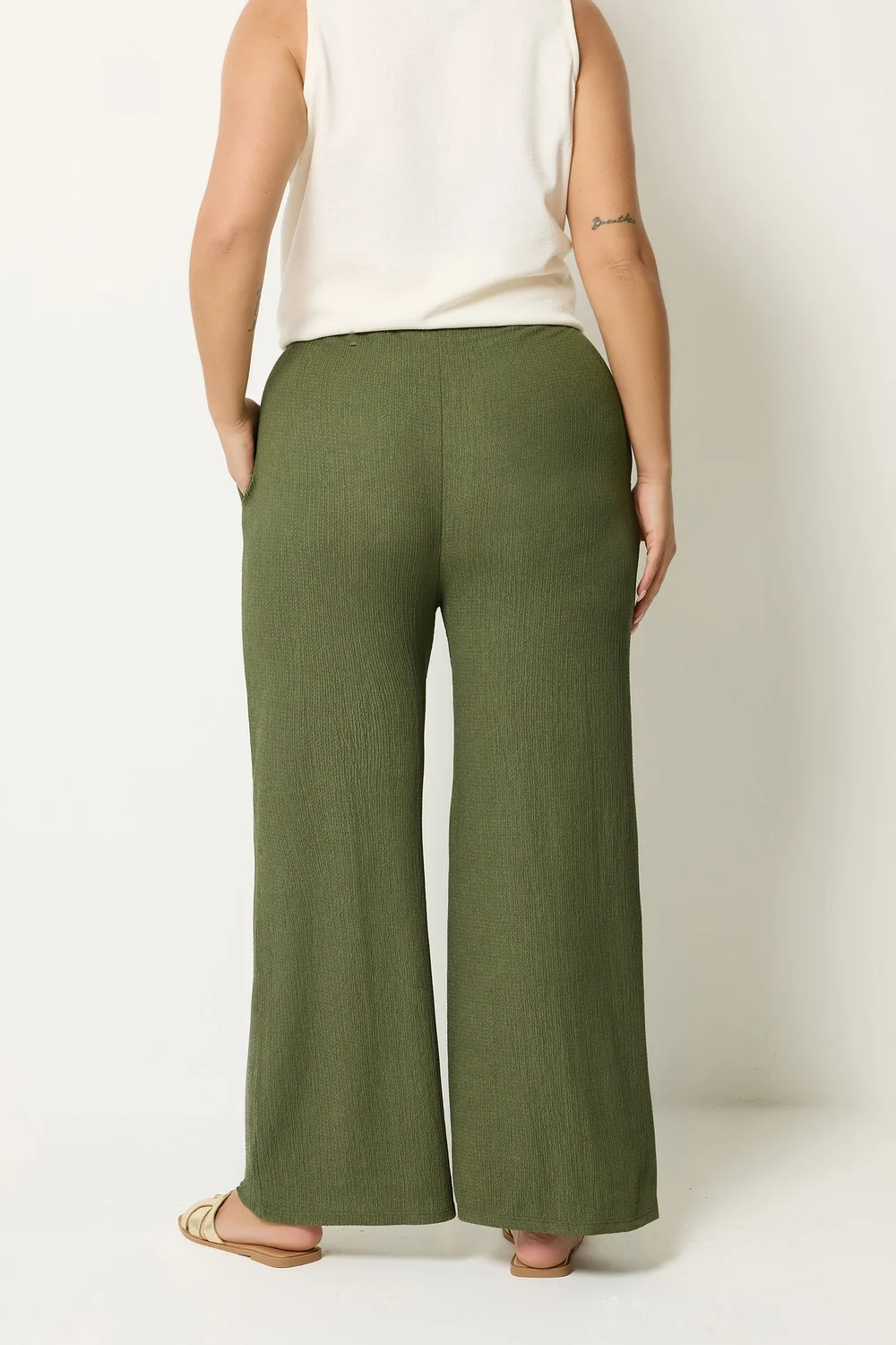 Yours Curve Khaki Green Textured Trousers - 14/L30 Image 3