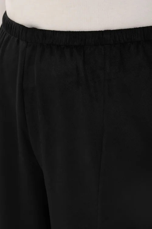 Yours Curve Black Faux Suede Barrel Leg Trousers - 26-28/L30 Image 4