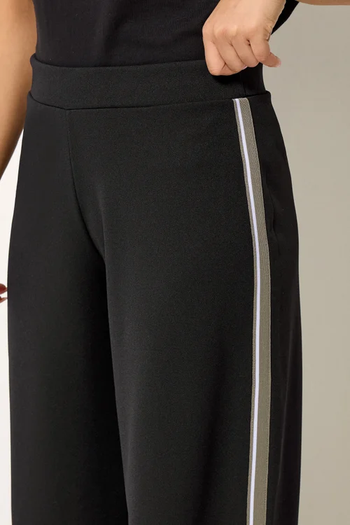 PixieGirl Petite Black Side Stripe Detail Wide Leg Trousers - 18/l27 Image 4