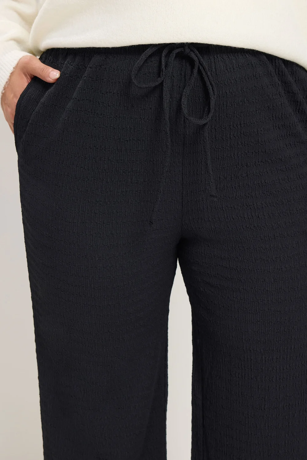 Yours Curve Black Textured Drawstring Trousers - 20/L30 Image 4