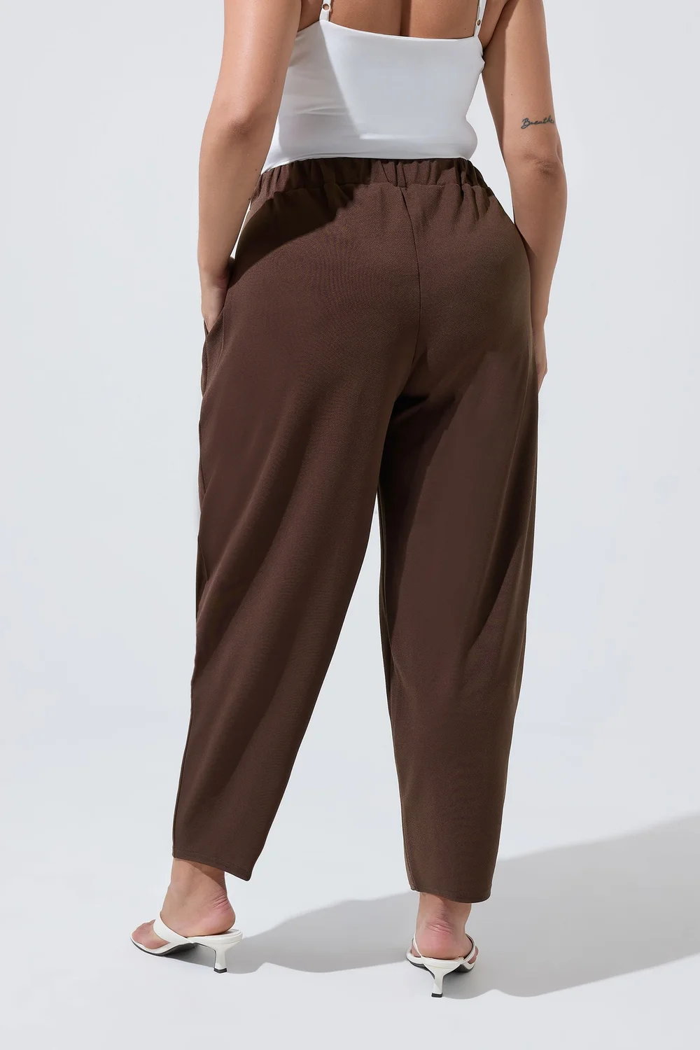 Yours Limited Curve Chocolate Brown Pleated Barrel Leg Trousers - 18 Image 3