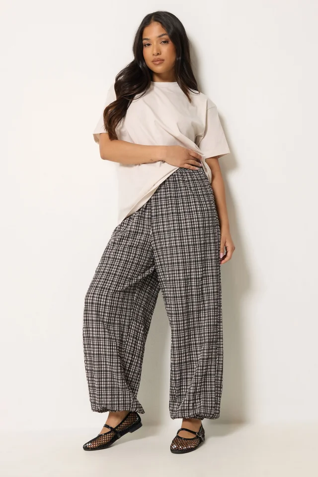 PixieGirl Petite Grey Check Crinkle Balloon Trousers