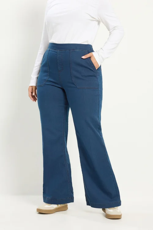 Yours Curve Blue Patch Pocket Jeggings - 18/L30 Image 1