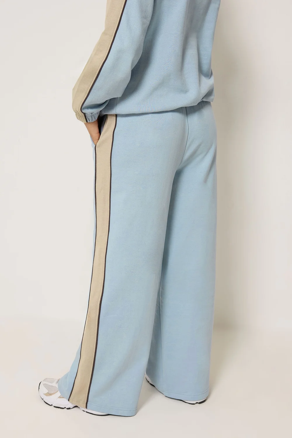 PixieGirl Petite Blue & Brown Colourblock Wide Leg Joggers - 8/L27 Image 4