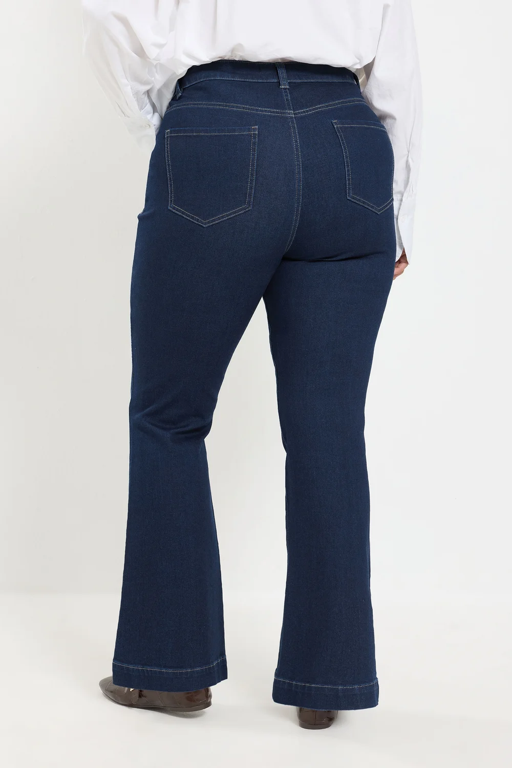 Yours Curve Indigo Blue Pintuck Flared Jeans - 22/L28 Image 3