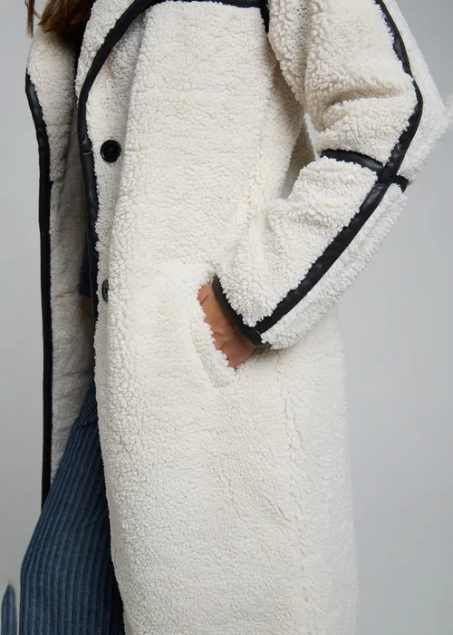 Wednesdays Girl Cream Longline Fluffy Borg Oversized Collar Midi Coat - S Image 3