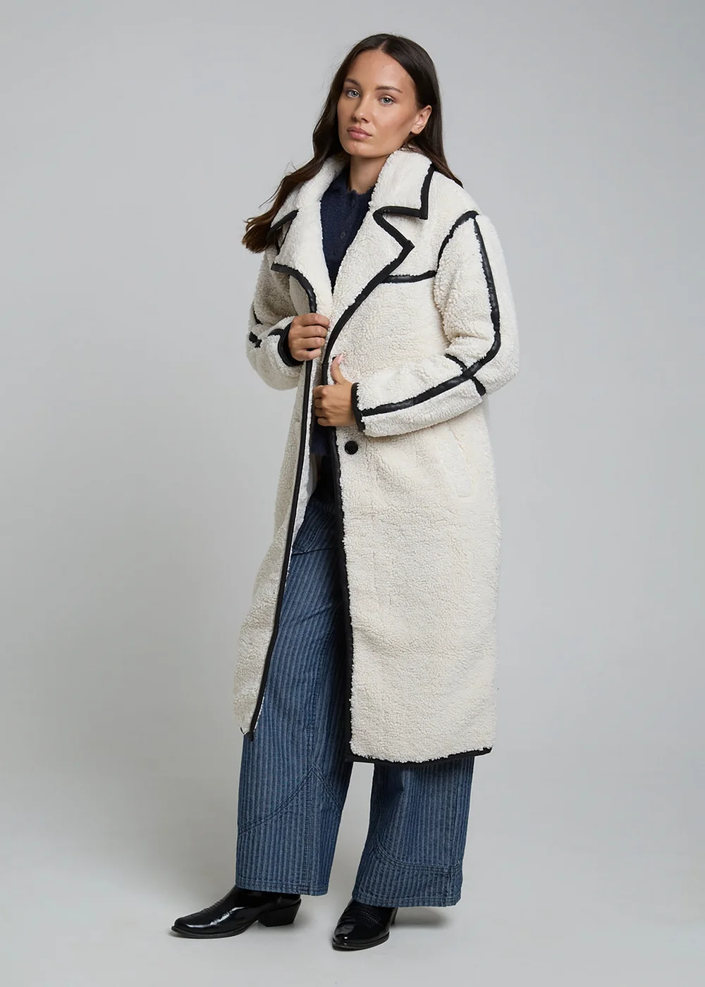 Wednesdays Girl Cream Longline Fluffy Borg Oversized Collar Midi Coat - S Image 5