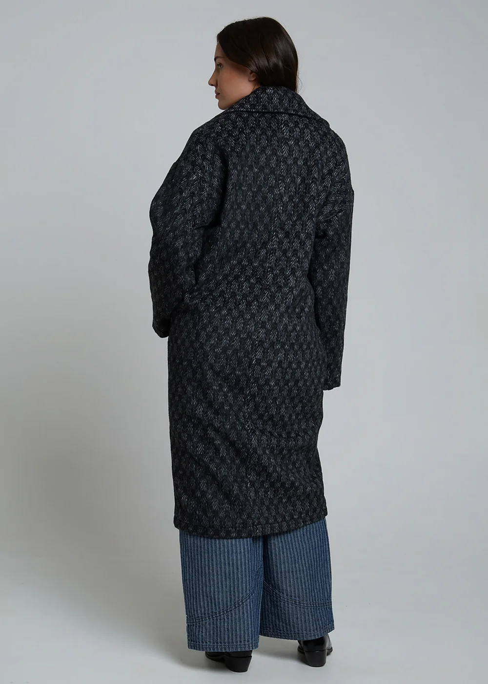 Wednesdays Girl Grey Textured Oversized Longline Button Coat - S Image 2