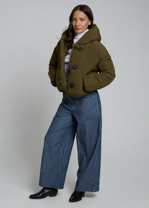 Wednesdays Girl Olive Toggle Detail Cropped Hooded Puffer Jacket - M Image 4