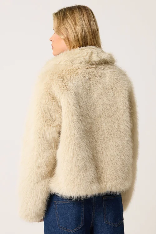 PixieGirl Petite Ivory White Faux Fur Coat - 14 Image 3
