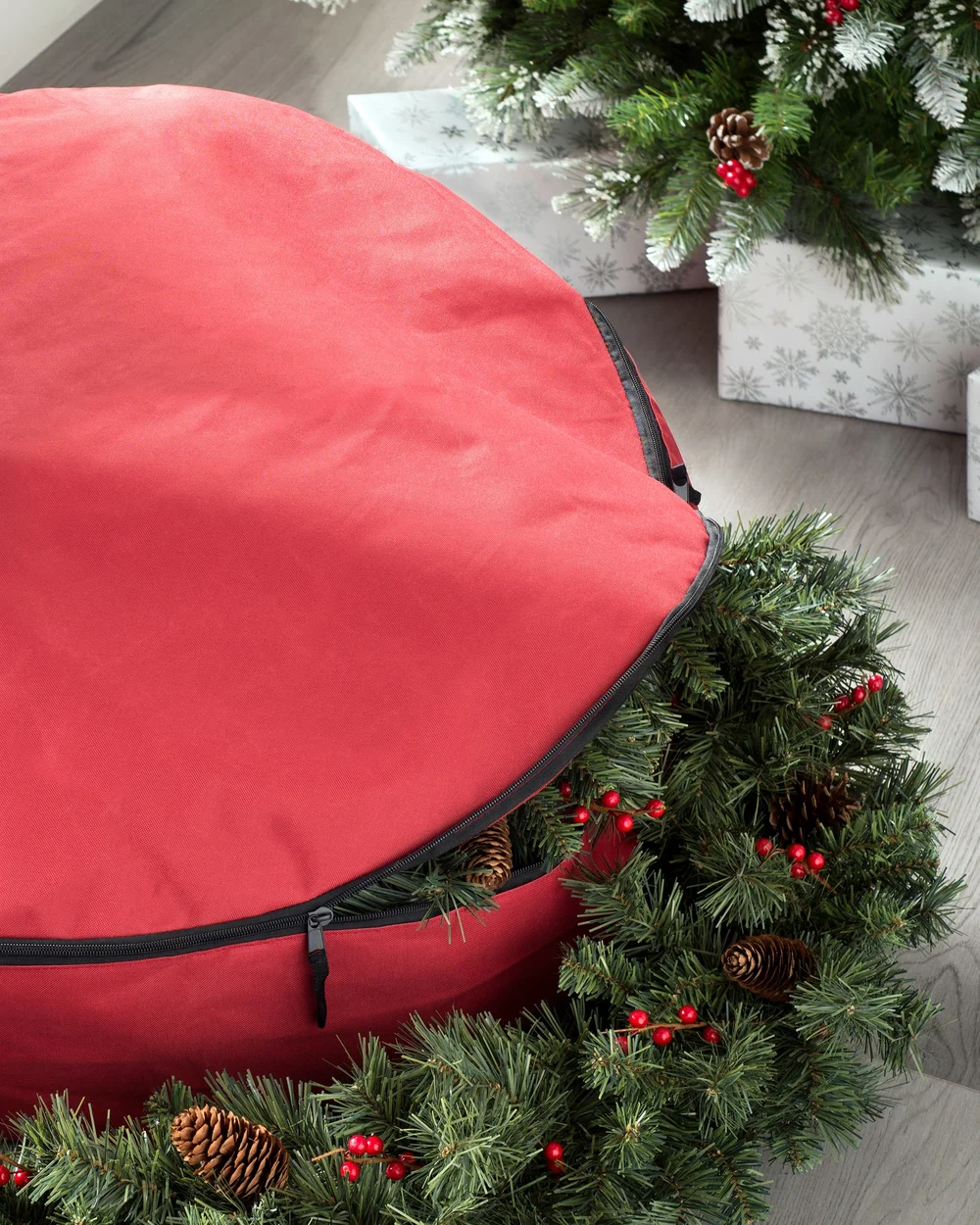 WeRChristmas Red Large Christmas Garland & Wreath Storage Bag 90 Cm - No Size Image 2