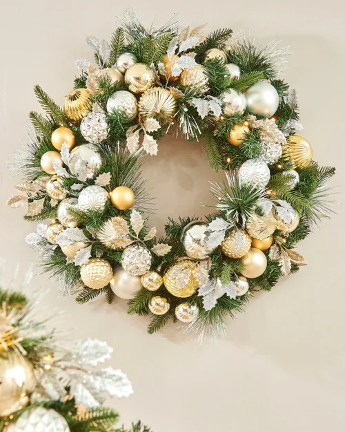 WeRChristmas Multi-Colour Pre-Lit Artificial Christmas Wreath With Silver & Gold Baubles 60 Warm White Leds 76 Cm - No Size Image 2