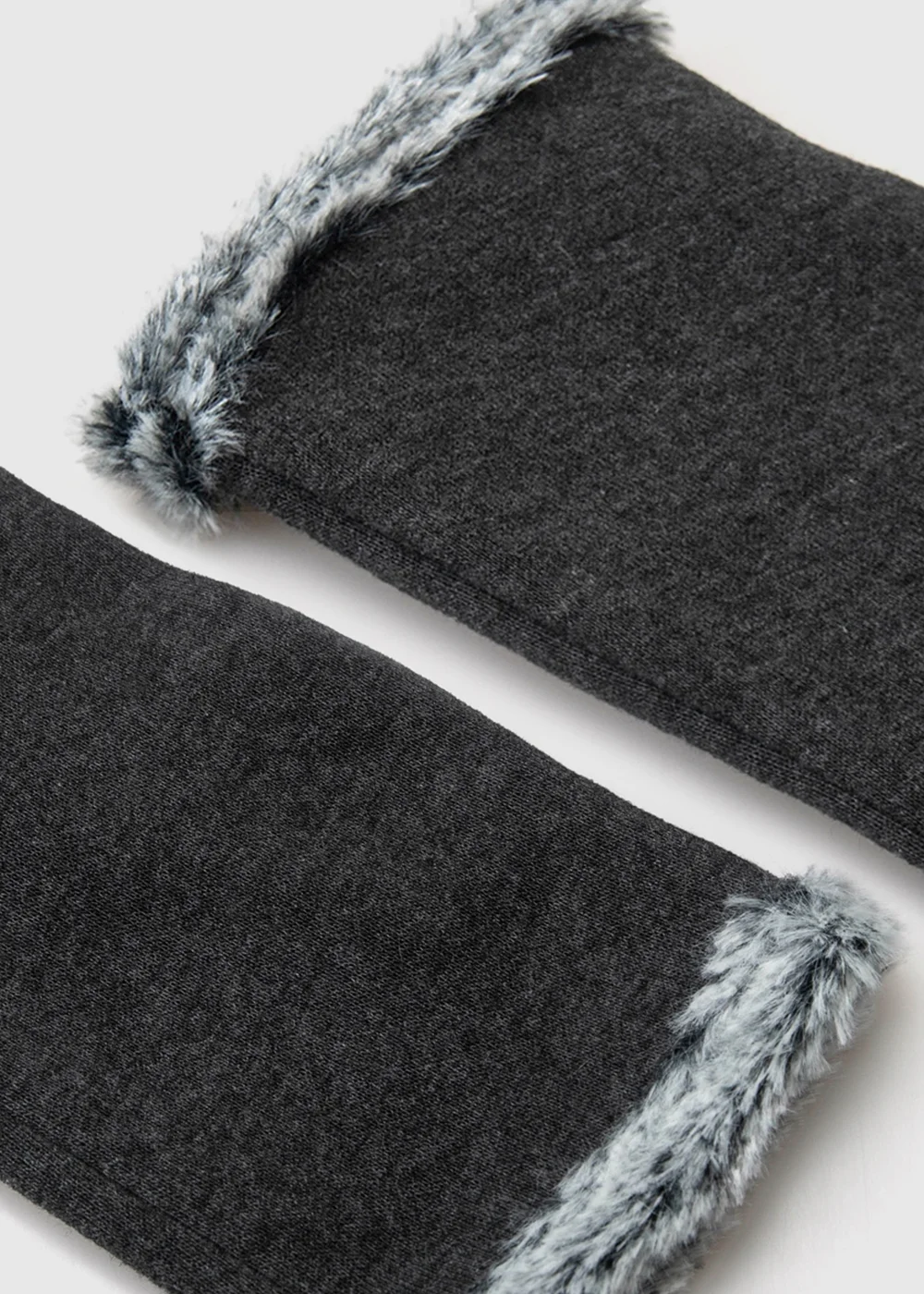 Totes Isotoner Grey Thermal Gloves with Faux Fur Trim and Smartouch - One Size Image 5