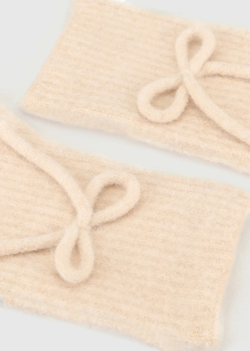 Totes Isotoner Beige Wool Blend Knitted Gloves with Bow - One Size Image 5