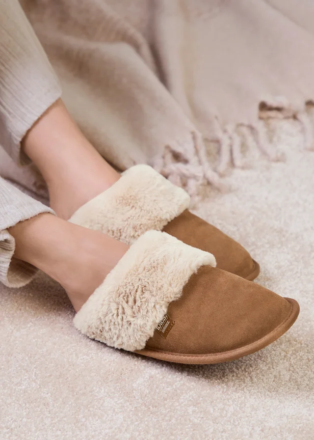 Totes Isotoner Brown Suede Mule Slippers with Faux Fur Lining