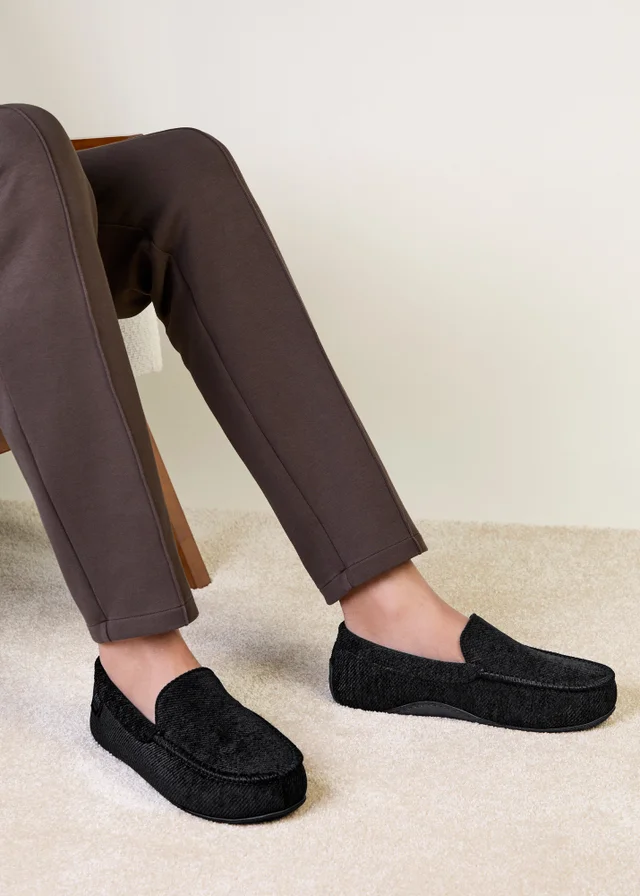 Totes Isotoner Black Soft Cord Moccasin Slippers