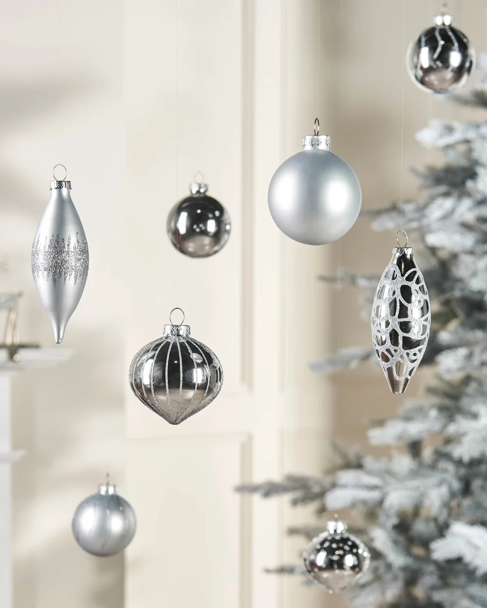 WeRChristmas Silver Glass Christmas Baubles 20 Pack 6.6 Cm - No Size Image 2