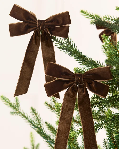 WeRChristmas Mocha Set Of 20 Velvet Double Christmas Bows 16.5 Cm - No Size Image 4
