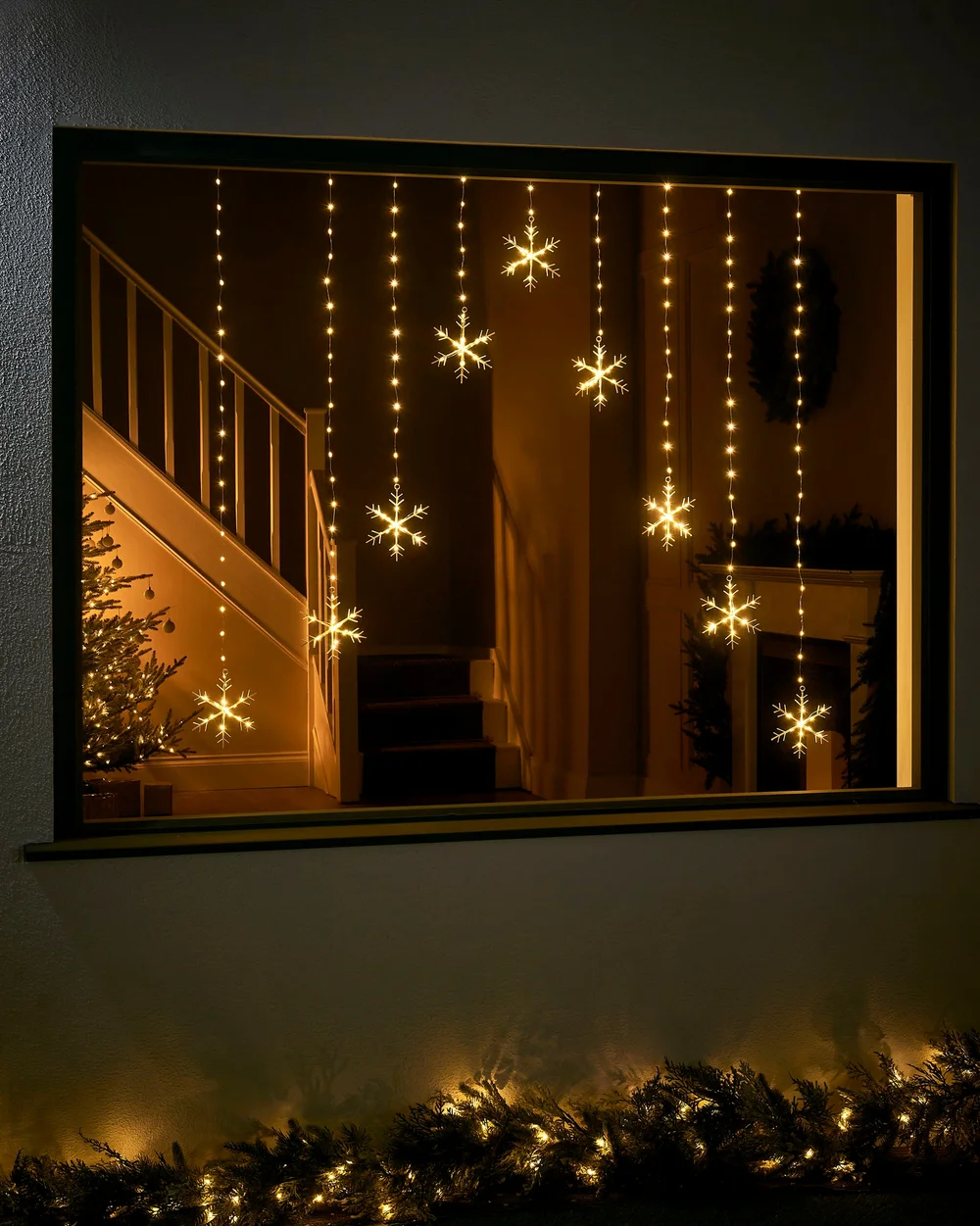 WeRChristmas White Snowflake Curtain String Lights 336 Warm White Leds 1.2 M - No Size Image 2