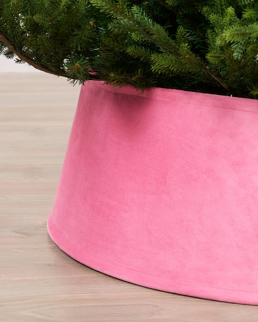 WeRChristmas Pink Velvet Christmas Tree Collar 70 Cm - No Size Image 3