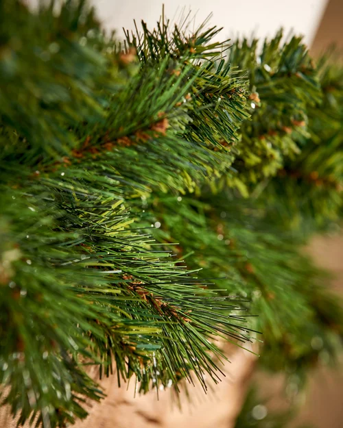 WeRChristmas Green Victorian Pine Artificial Christmas Garland 9 Ft - No Size Image 4