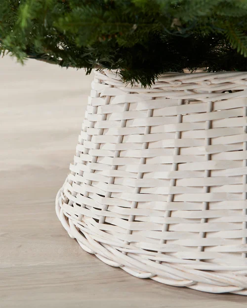 WeRChristmas Off-White Wicker Rattan Christmas Tree Collar 70 Cm - No Size Image 3