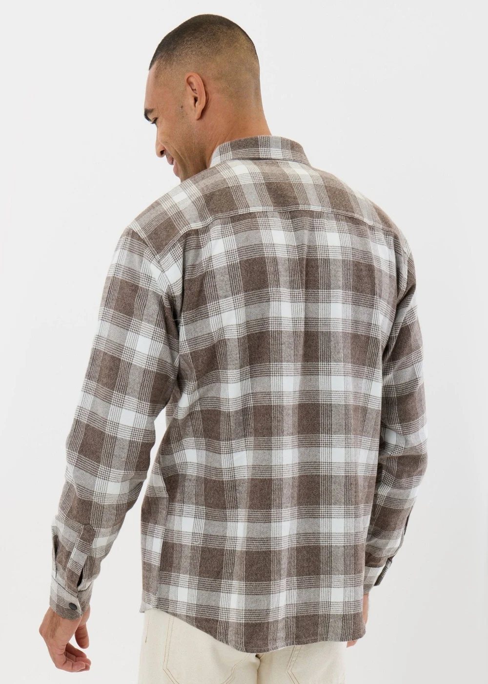 Threadbare Relaxed Fit Cotton Patch Pocket Shirt in Chocolate Brown Check - M Image 3