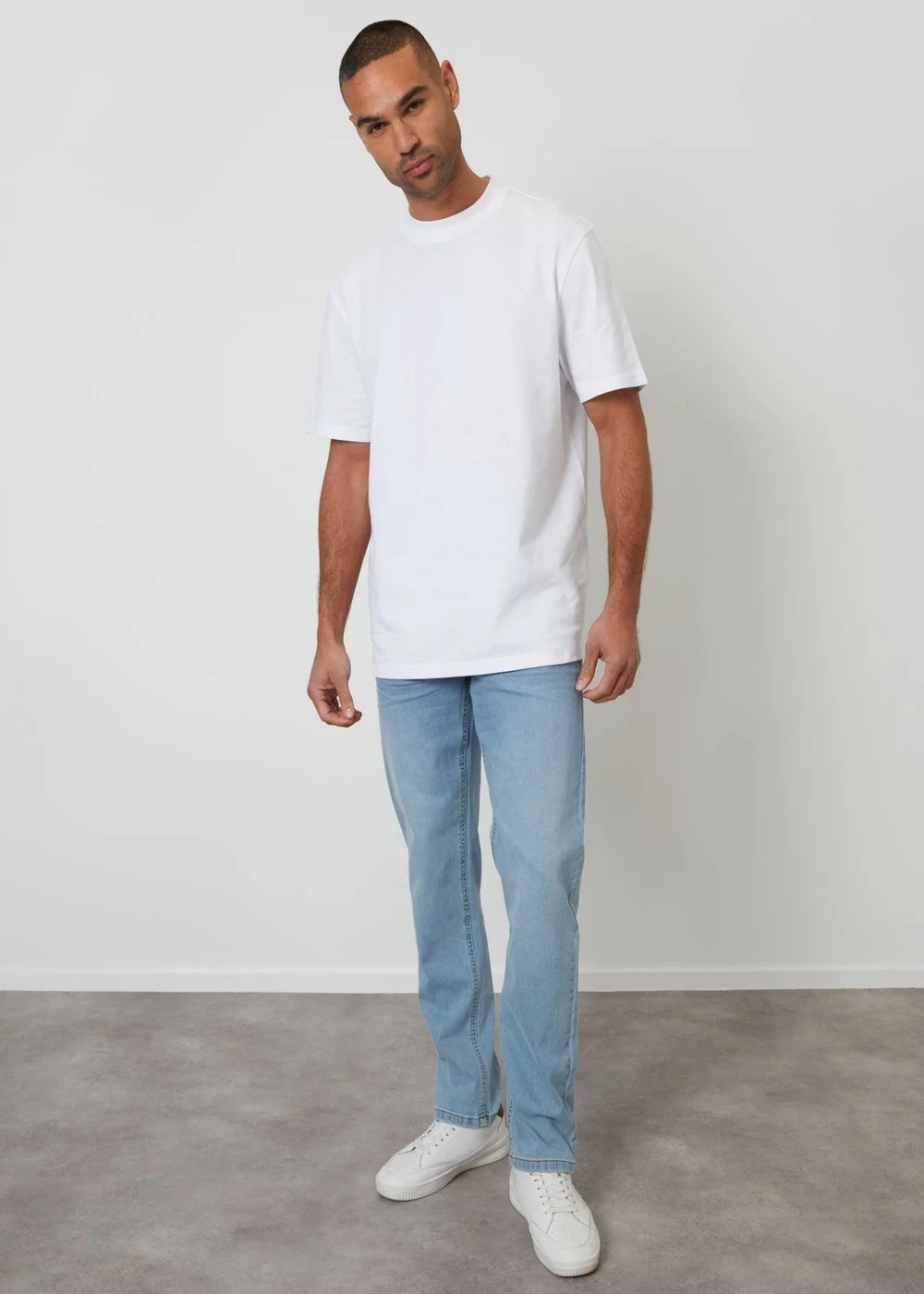 Threadbare Straight Leg Jeans in Bleach Wash - 36 R Image 1