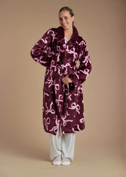 Tokyo Laundry Burgundy Bow Print Fluffy Hooded Dressing Gown - L Image 1