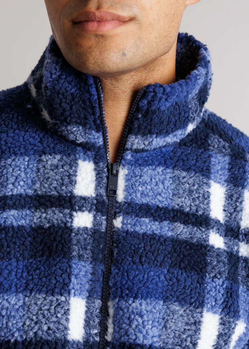 Tokyo Laundry Blue Check Borg Fleece Jacket - L Image 4